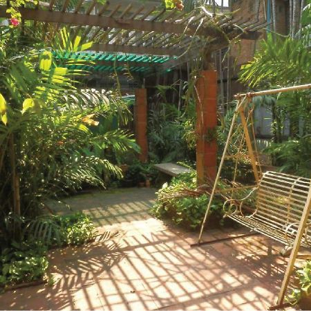 Villa Guest House Бангкок Экстерьер фото