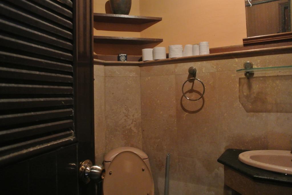 Villa Guest House Бангкок Экстерьер фото